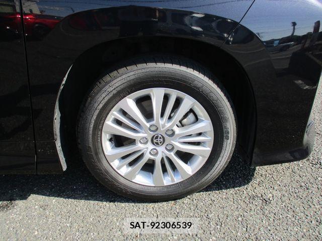 Toyota NOAH 2023-08 6246270-8