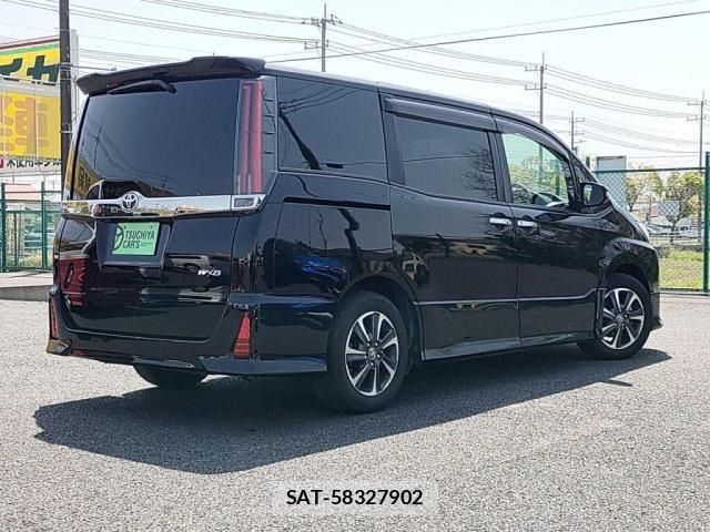 Toyota NOAH 2020-09 6265276-1