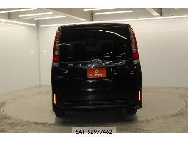 Toyota NOAH 2016-06 6265286-5