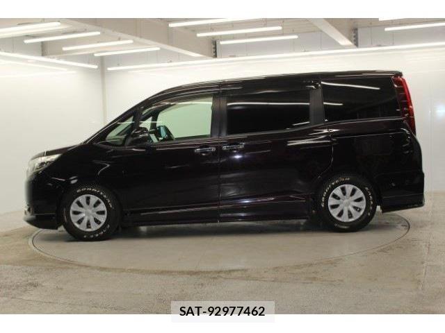 Toyota NOAH 2016-06 6265286-7