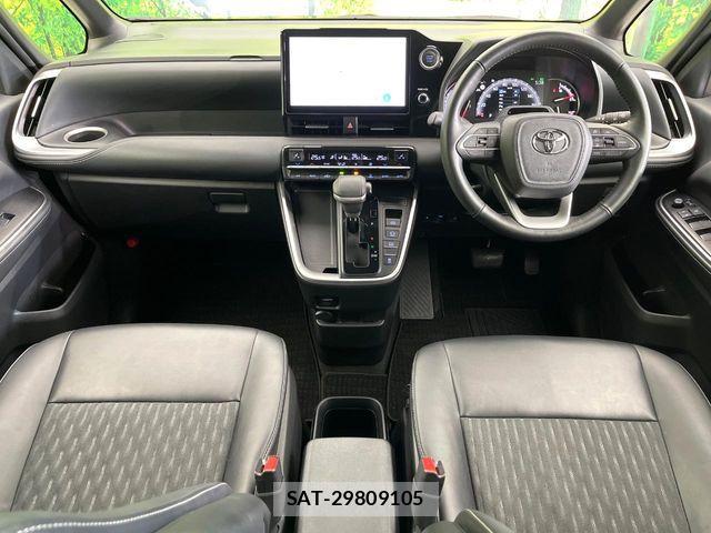 Toyota NOAH 2023-05 6501161-1