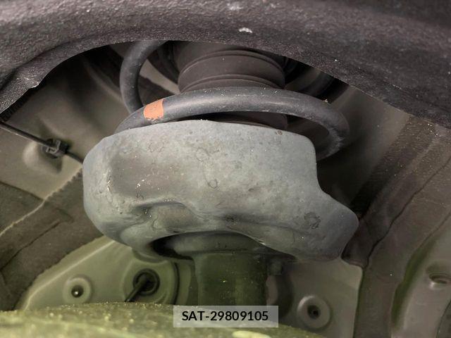 Toyota NOAH 2023-05 6501161-19