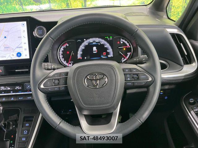 Toyota NOAH 2023-07 6613742-11