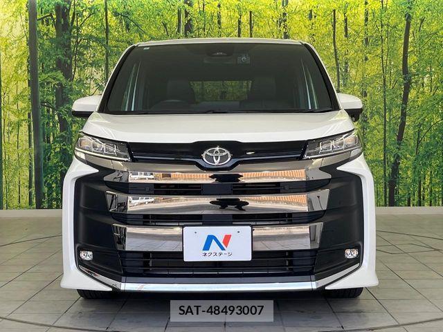Toyota NOAH 2023-07 6613742-14