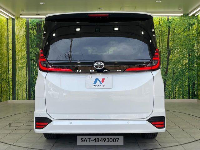 Toyota NOAH 2023-07 6613742-15