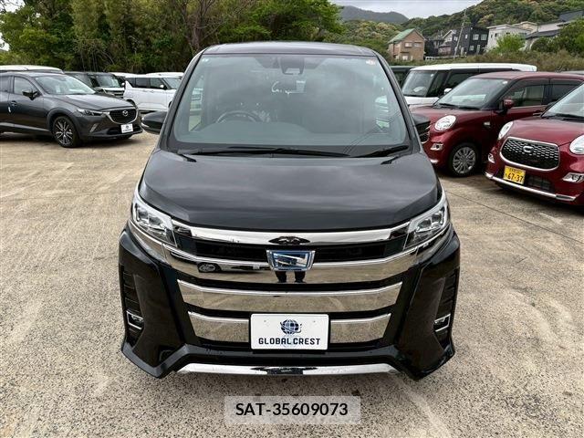 Toyota NOAH 2021-05 6613751-9