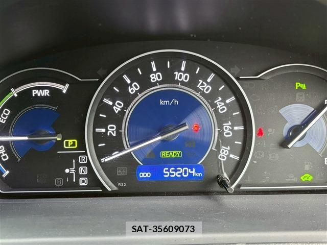 Toyota NOAH 2021-05 6613751-28