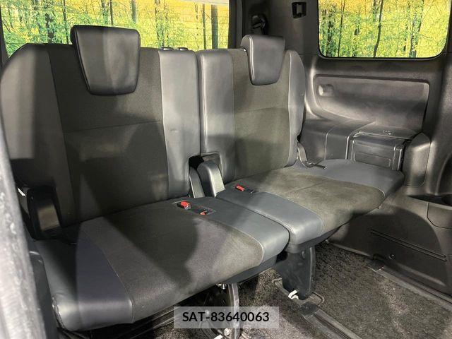 Toyota NOAH 2016-11 6613762-9