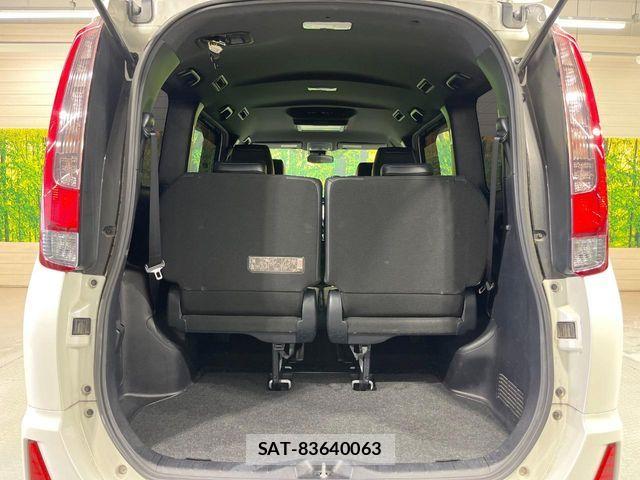 Toyota NOAH 2016-11 6613762-10
