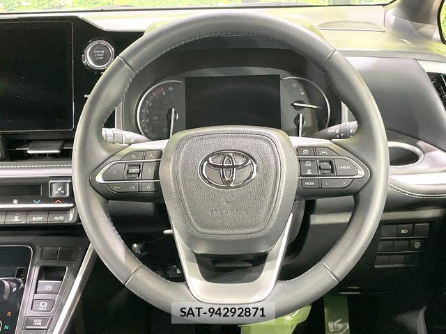 Toyota NOAH 2023-04 6613745-11