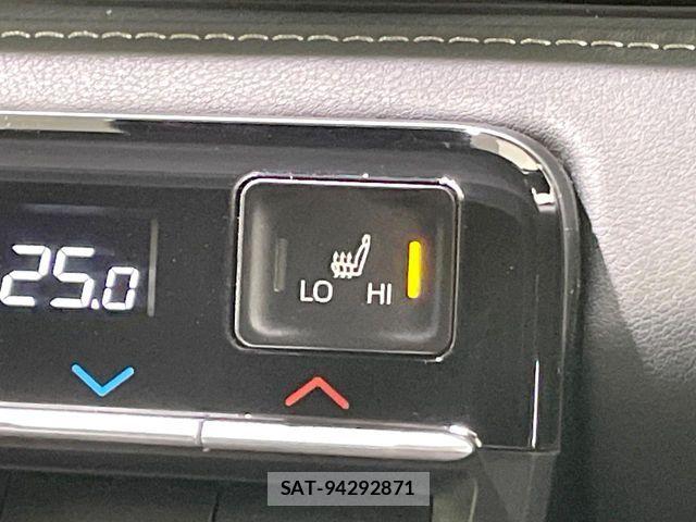 Toyota NOAH 2023-04 6613745-6
