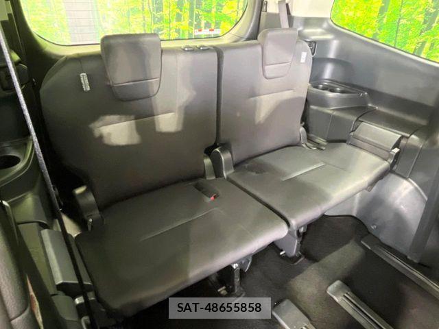 Toyota NOAH 2023-07 6642092-9