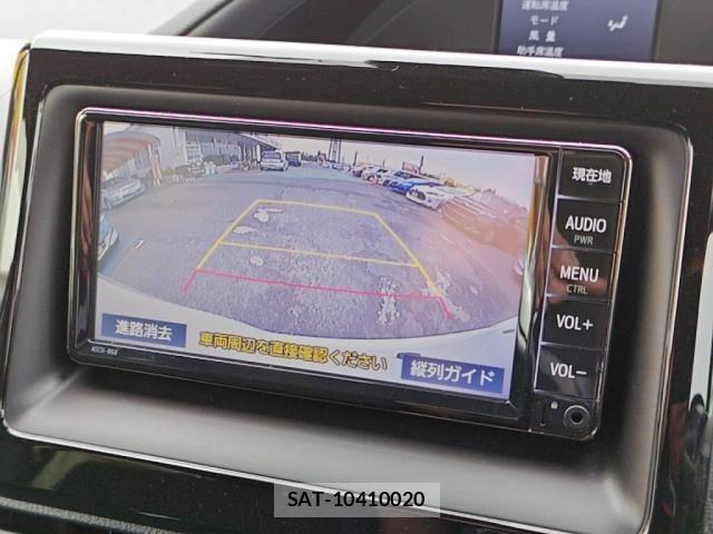 Toyota NOAH 2021-04 6642091-14