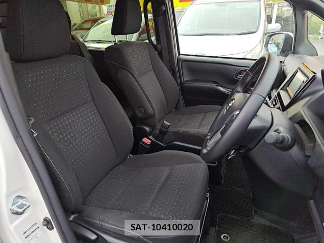 Toyota NOAH 2021-04 6642091-20
