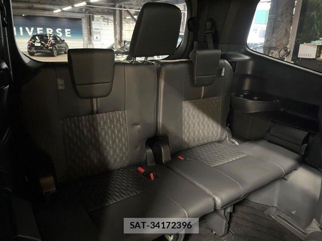 Toyota NOAH 2023-05 6672929-9
