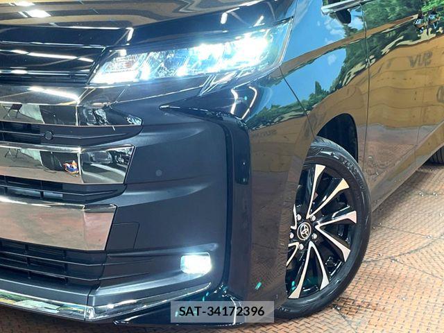 Toyota NOAH 2023-05 6672929-12