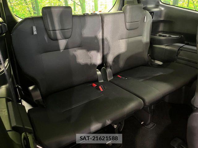 Toyota NOAH 2023-07 6672936-9