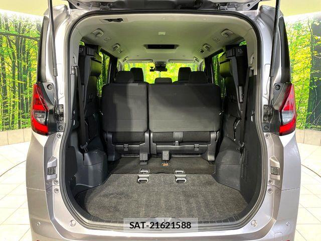 Toyota NOAH 2023-07 6672936-10