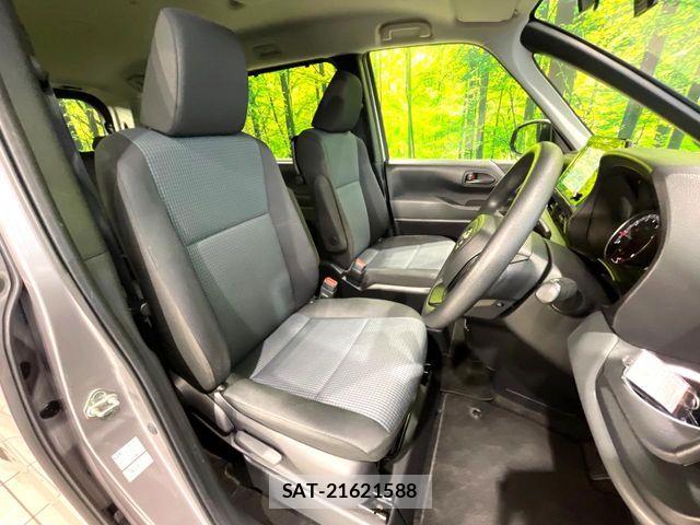 Toyota NOAH 2023-07 6672936-7