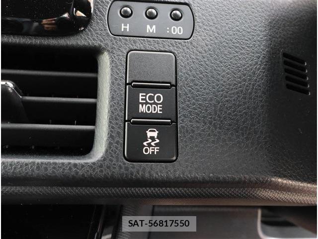 Toyota NOAH 2021-04 6672934-10