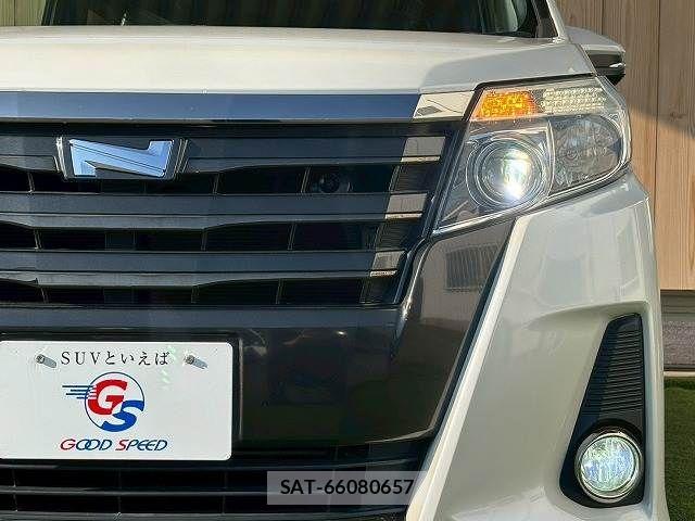 Toyota NOAH 2016-07 6672942-18