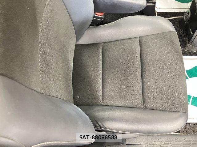 Toyota NOAH 2020-03 6677213-17