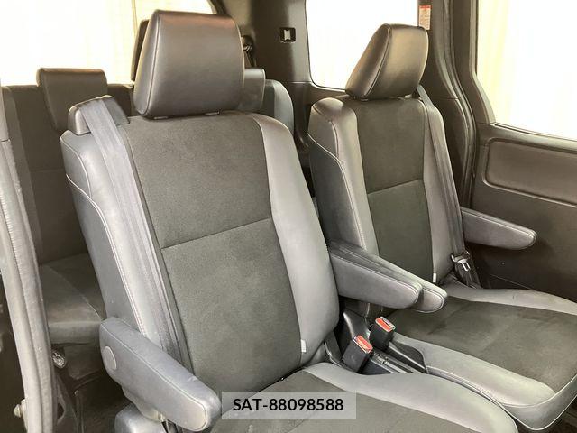 Toyota NOAH 2020-03 6677213-18