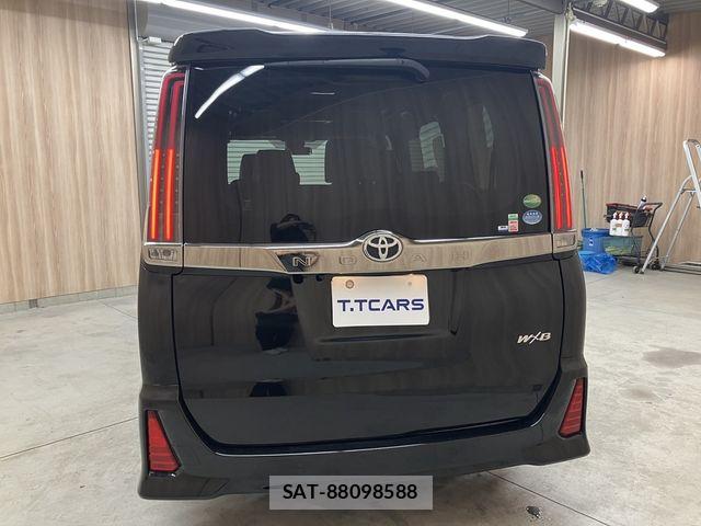 Toyota NOAH 2020-03 6677213-24