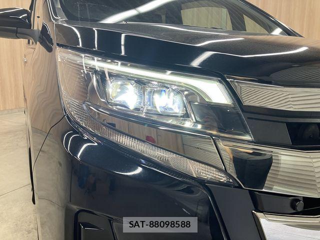 Toyota NOAH 2020-03 6677213-26