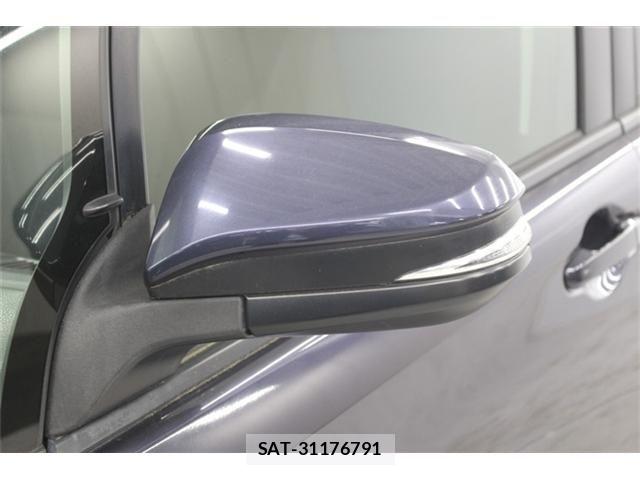 Toyota NOAH 2014-09 6677219-18