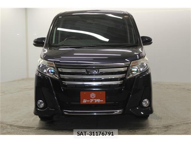 Toyota NOAH 2014-09 6677219-1