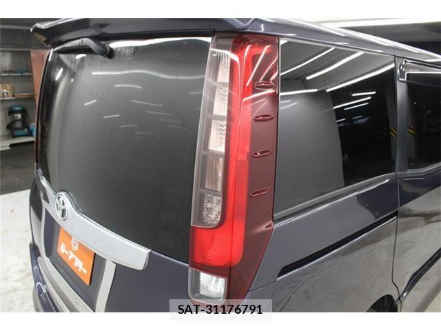 Toyota NOAH 2014-09 6677219-20