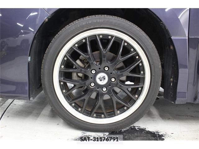 Toyota NOAH 2014-09 6677219-23