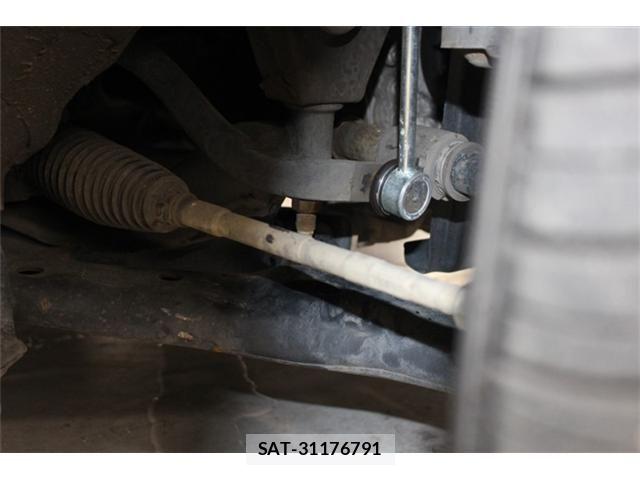 Toyota NOAH 2014-09 6677219-27