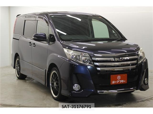 Toyota NOAH 2014-09 6677219-2