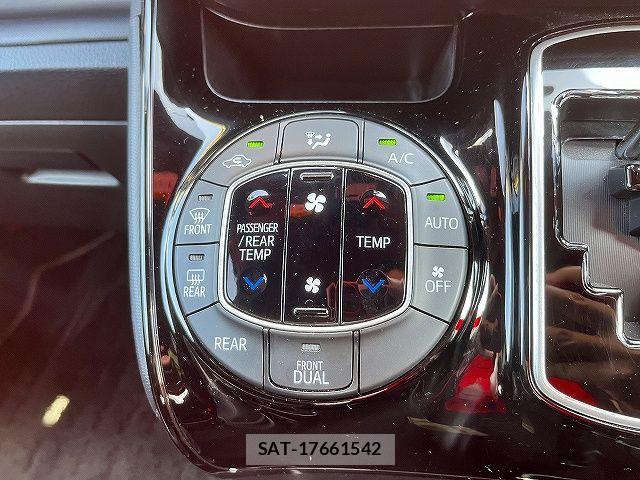 Toyota NOAH 2021-01 6691142-14