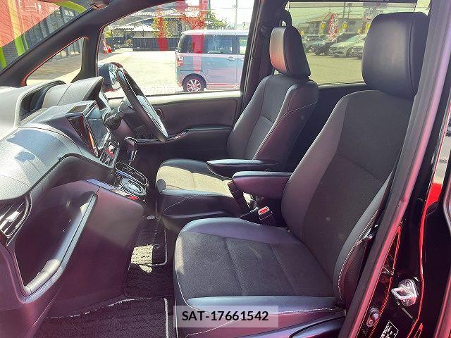 Toyota NOAH 2021-01 6691142-19