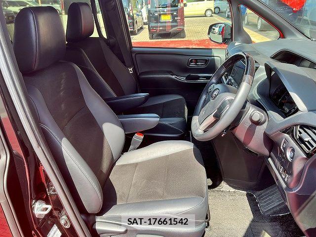 Toyota NOAH 2021-01 6691142-3
