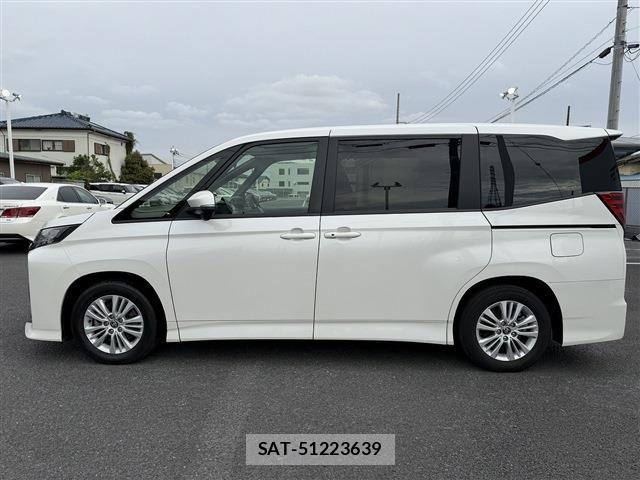 Toyota NOAH 2022-10 6691141-10