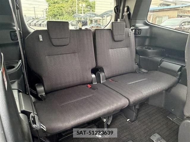 Toyota NOAH 2022-10 6691141-16