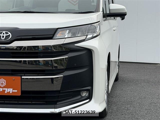 Toyota NOAH 2022-10 6691141-28