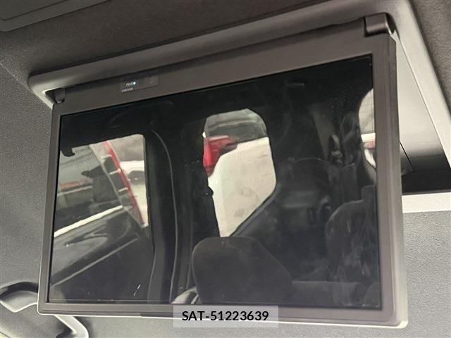 Toyota NOAH 2022-10 6691141-2