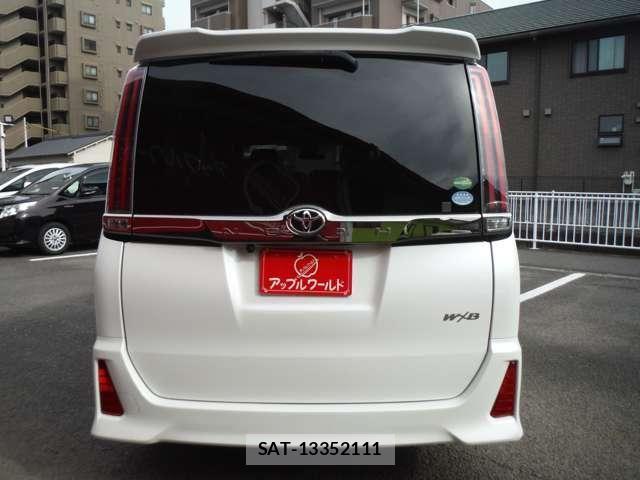 Toyota NOAH 2018-09 6691143-9