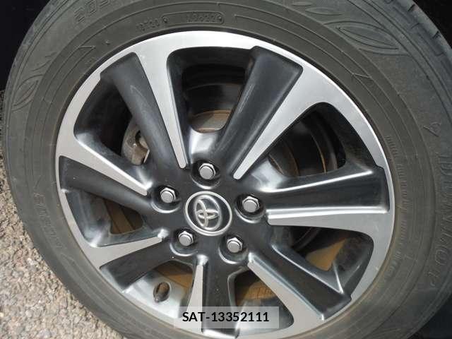 Toyota NOAH 2018-09 6691143-29