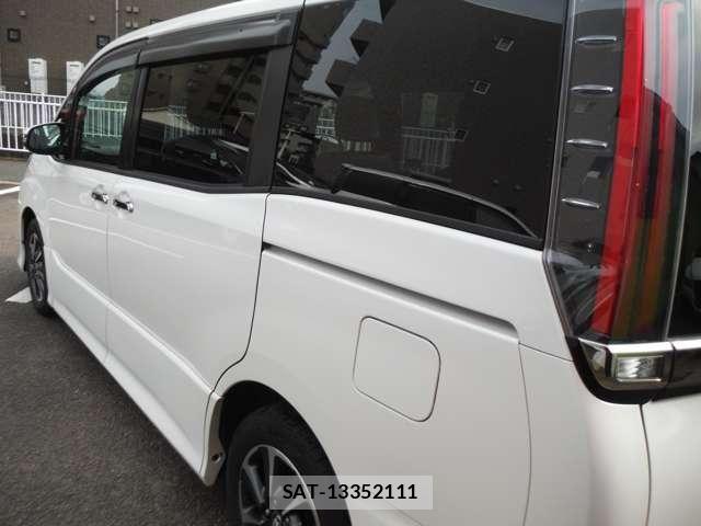 Toyota NOAH 2018-09 6691143-8