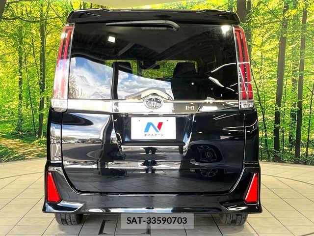 Toyota NOAH 2017-01 6716901-14