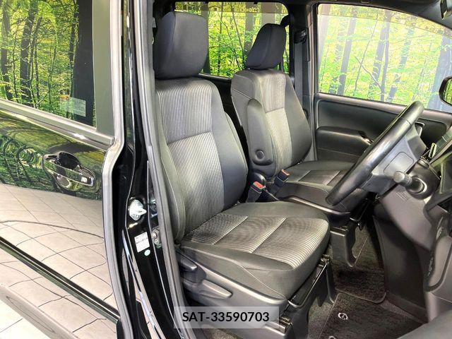 Toyota NOAH 2017-01 6716901-7