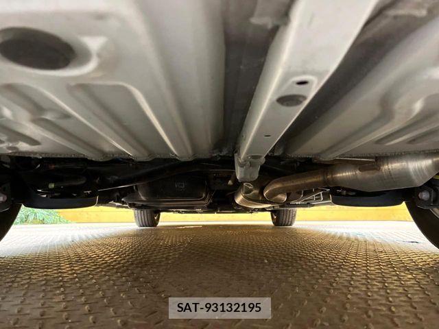 Toyota NOAH 2022-04 6716891-18