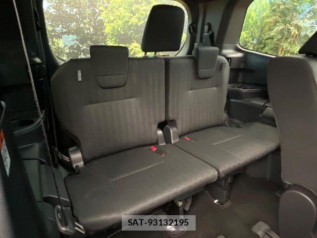 Toyota NOAH 2022-04 6716891-8