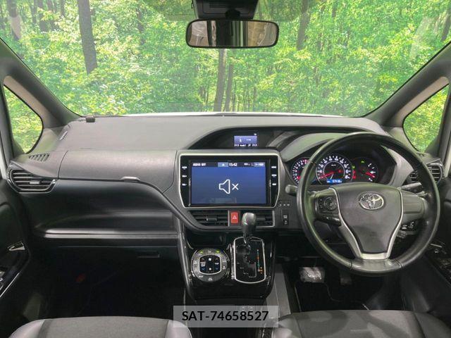 Toyota NOAH 2019-11 6716900-1